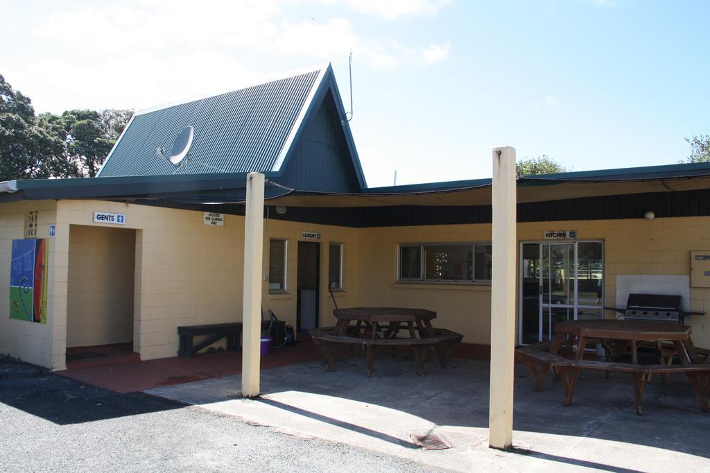 Baylys Beach Holiday Park Exterior photo