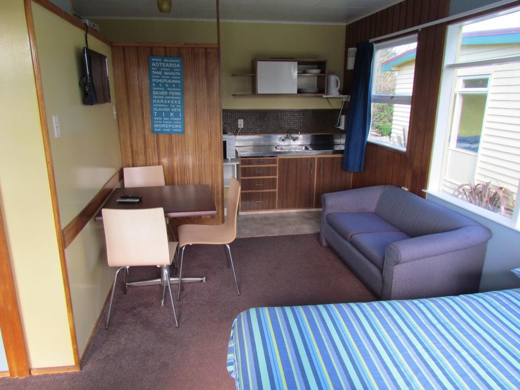 Baylys Beach Holiday Park Room photo