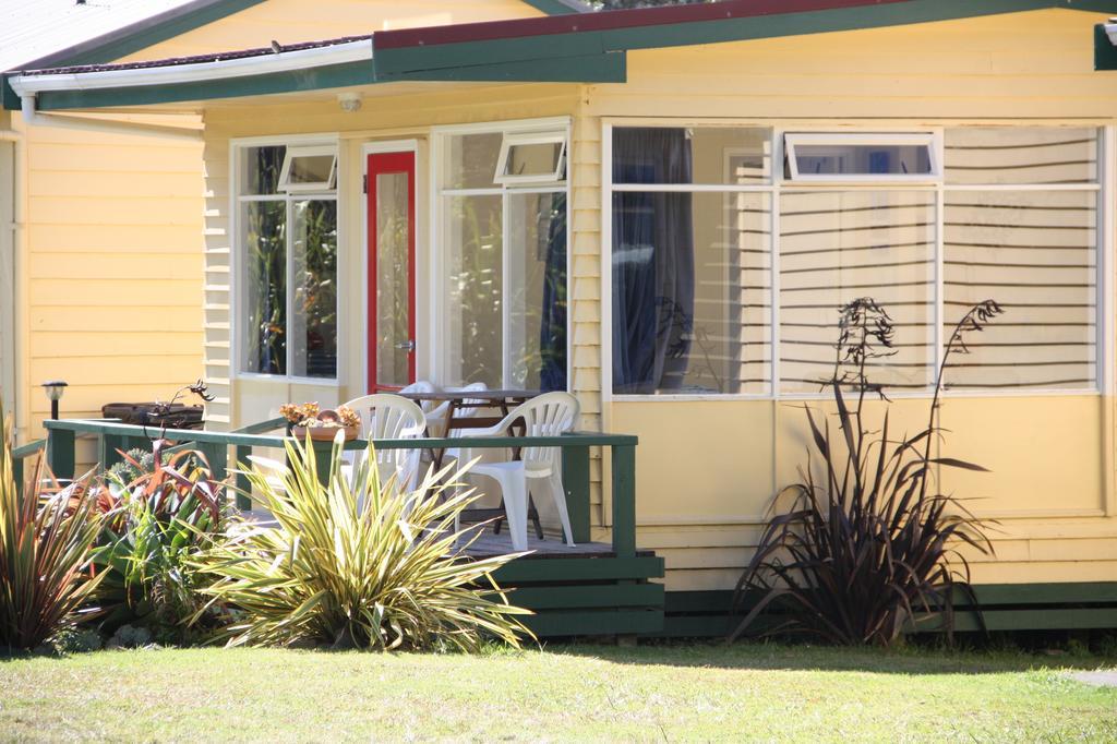 Baylys Beach Holiday Park Room photo